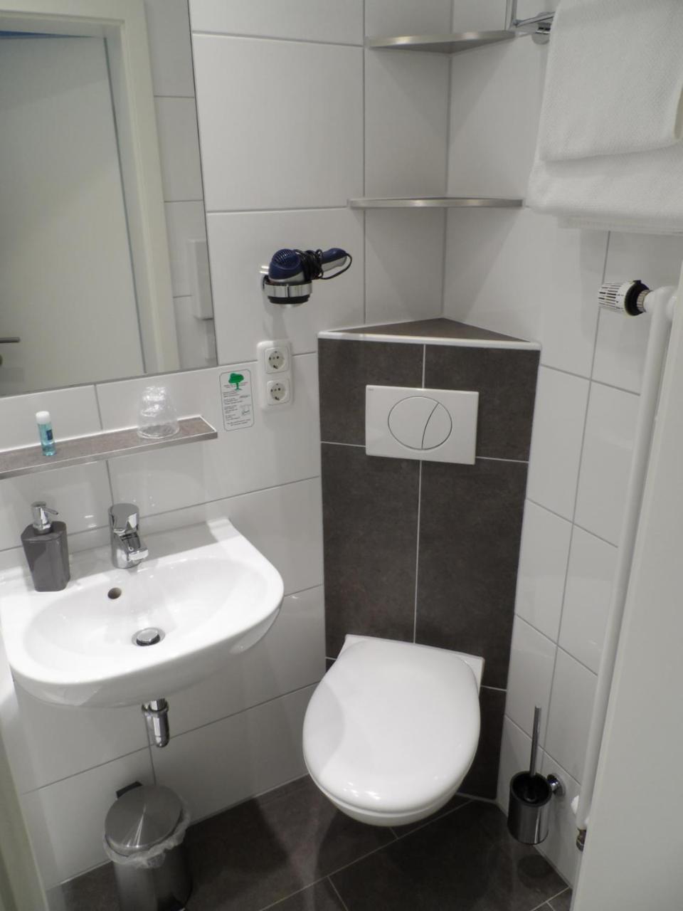 Hotel Waldquelle Aurich Bagian luar foto