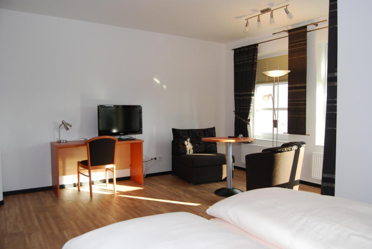 Hotel Waldquelle Aurich Bagian luar foto